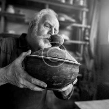 Image 97 Copyright 370x370